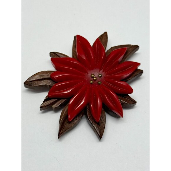 Vintage wood plastic red flower dress clip - Picture 3 of 6